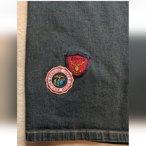 UNIQUE ROUTE 66 Stretch Fit Blue Denim Jean Skirt Size 8 Front Slit w/ Patches. - Picture 6 of 11